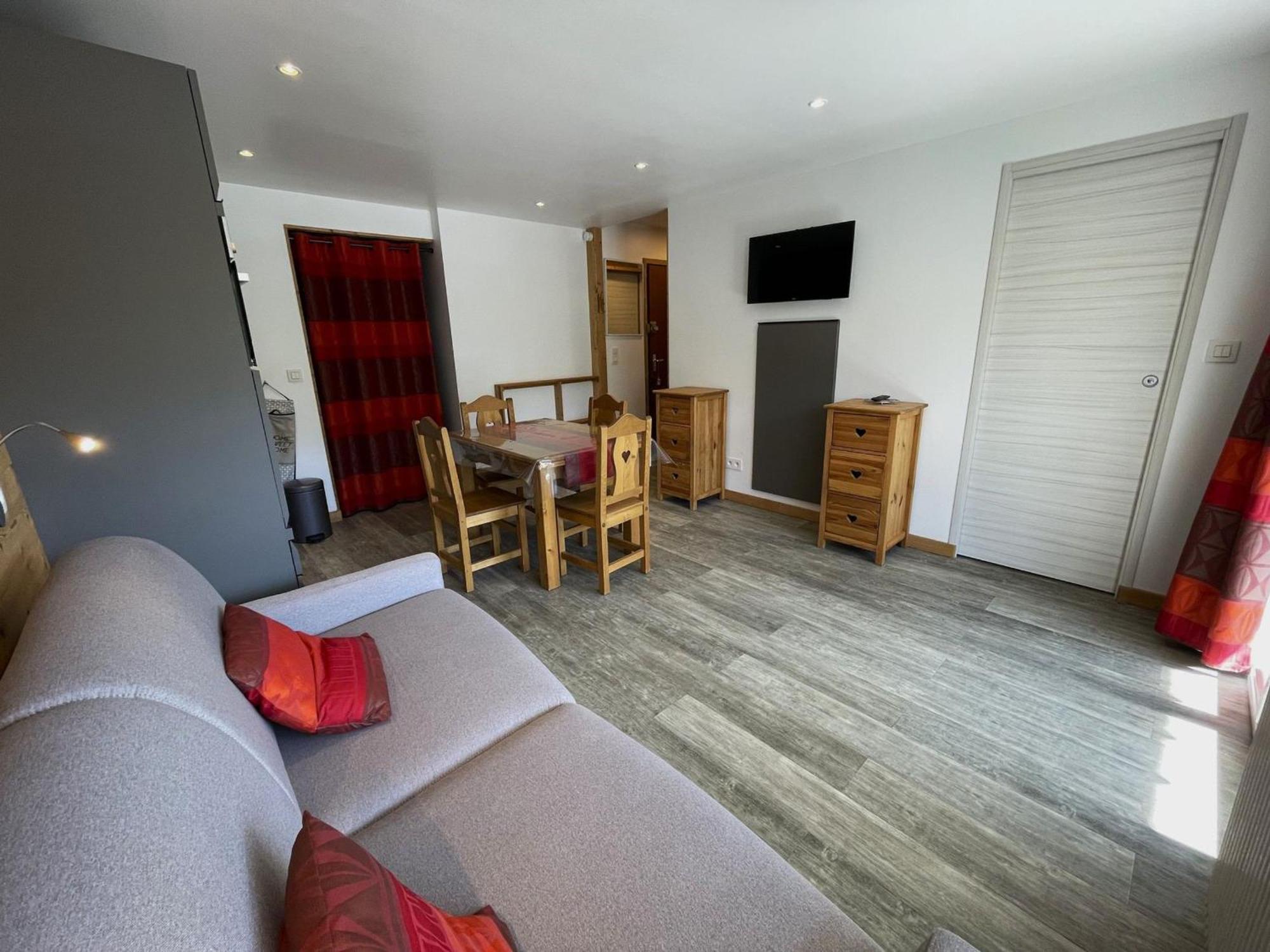 Studio Renove Pour 4, Ski Aux Pieds, La Croisette, Les Menuires - Fr-1-452-230 Saint-Martin-de-Belleville Dış mekan fotoğraf